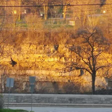 Your Oasis In Niagara Falls Canada Buitenkant foto